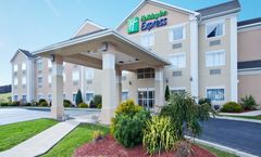 Holiday Inn Express Hotel & Suites