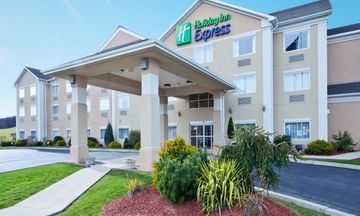 Holiday Inn Express Hotel & Suites
