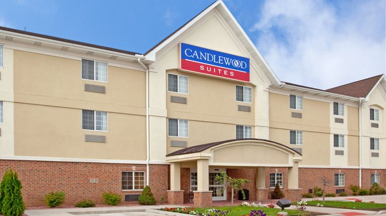 Candlewood Suites South Bend Airport Exterior