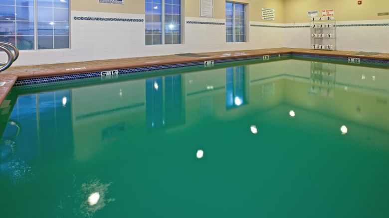 <b>Candlewood Suites Pool</b>. Images powered by <a href="https://www.leonardoworldwide.com/" title="Leonardo Worldwide" target="_blank">Leonardo</a>.