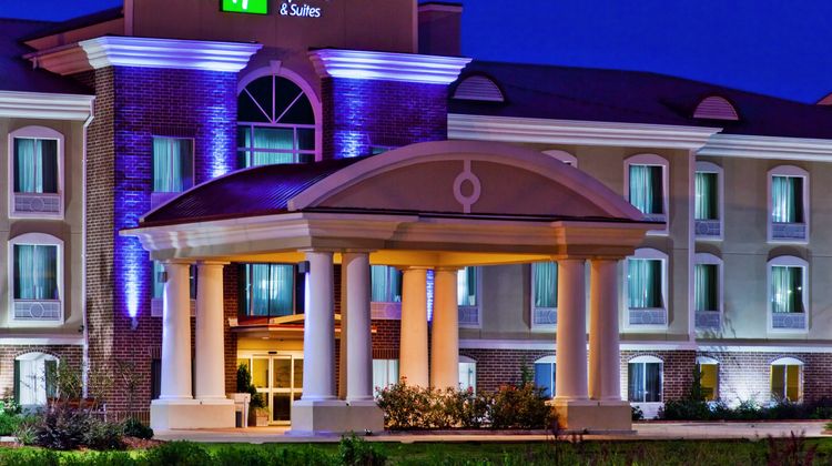 Holiday Inn Express & Suites Magee Exterior