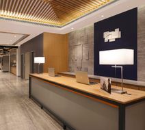 Holiday Inn Express OMR Thoraipakkam Lobby