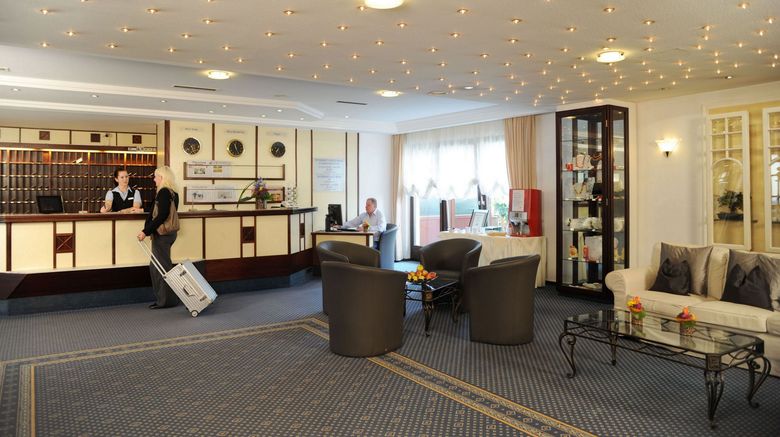 <b>Parkhotel Bad Homburg Lobby</b>. Images powered by <a href="https://www.leonardoworldwide.com/" title="Leonardo Worldwide" target="_blank">Leonardo</a>.