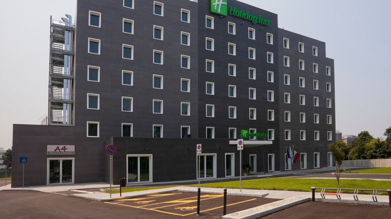 <b>Holiday Inn Milan Nord Zara Exterior</b>. Images powered by <a href="https://www.leonardoworldwide.com/" title="Leonardo Worldwide" target="_blank">Leonardo</a>.