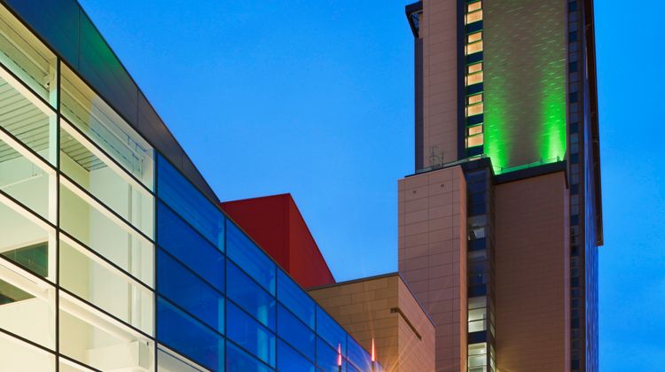 Holiday Inn Manchester-MediaCityUK Exterior