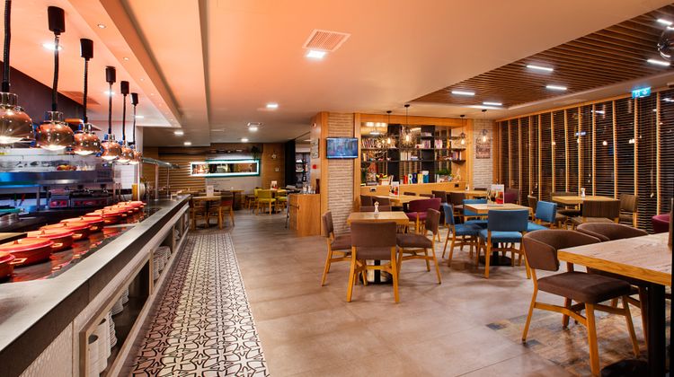 Holiday Inn Istanbul-Kadikoy Restaurant