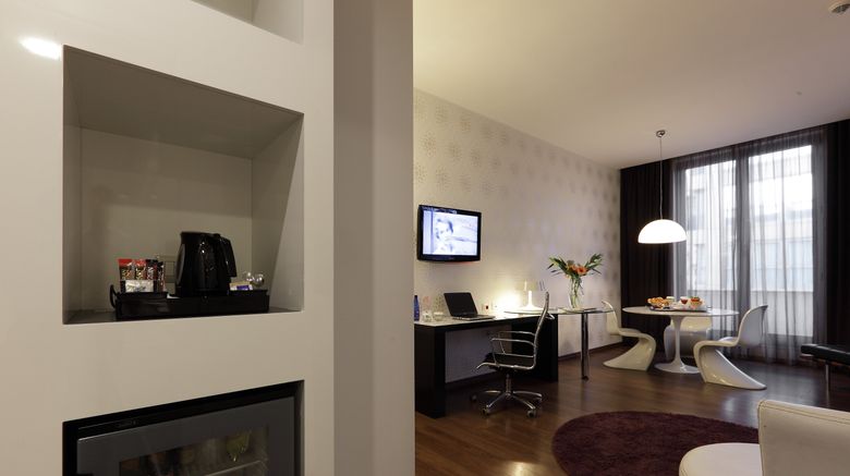 <b>Holiday Inn Genoa City Suite</b>. Images powered by <a href="https://www.leonardoworldwide.com/" title="Leonardo Worldwide" target="_blank">Leonardo</a>.