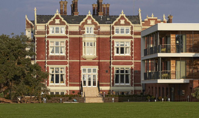Wivenhoe House Hotel Exterior