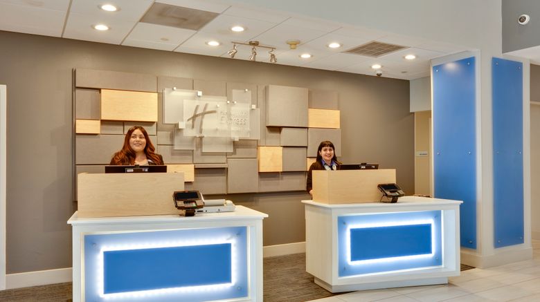 <b>Holiday Inn Express Hotel & Suites Lobby</b>. Images powered by <a href="https://www.leonardoworldwide.com/" title="Leonardo Worldwide" target="_blank">Leonardo</a>.