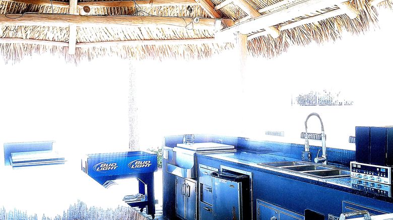 <b>Emerald Shores Hotel Recreation</b>. Images powered by <a href="https://www.leonardoworldwide.com/" title="Leonardo Worldwide" target="_blank">Leonardo</a>.