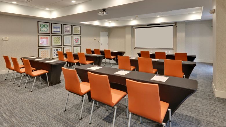 <b>Holiday Inn Express Hotel & Suites Meeting</b>. Images powered by <a href="https://www.leonardoworldwide.com/" title="Leonardo Worldwide" target="_blank">Leonardo</a>.
