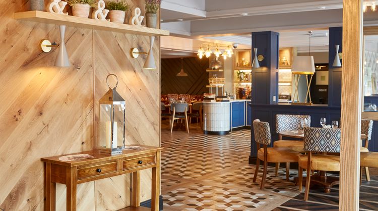 The Hartwood Hall by Greene King Restaurant