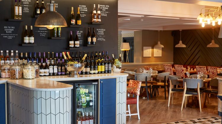 The Hartwood Hall by Greene King Restaurant