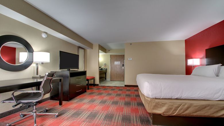 <b>Holiday Inn Express Hotel & Stes Dwntwn Room</b>. Images powered by <a href="https://www.leonardoworldwide.com/" title="Leonardo Worldwide" target="_blank">Leonardo</a>.