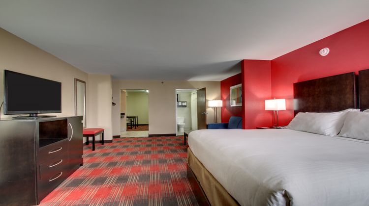 Holiday Inn Express Hotel & Stes Dwntwn Suite