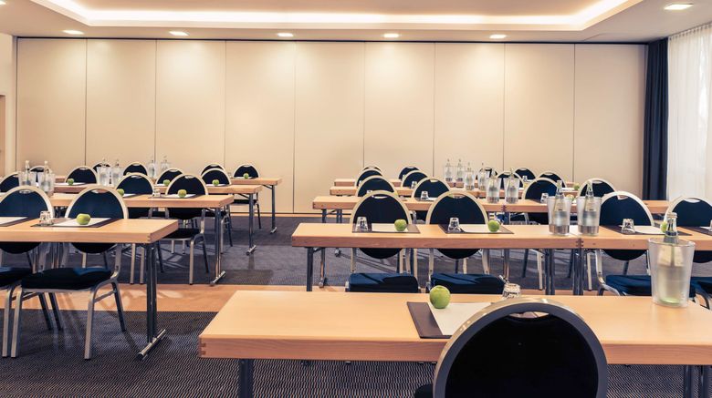 <b>Mercure Hotel Bielefeld Johannisberg Meeting</b>. Images powered by <a href="https://leonardo.com/" title="Leonardo Worldwide" target="_blank">Leonardo</a>.
