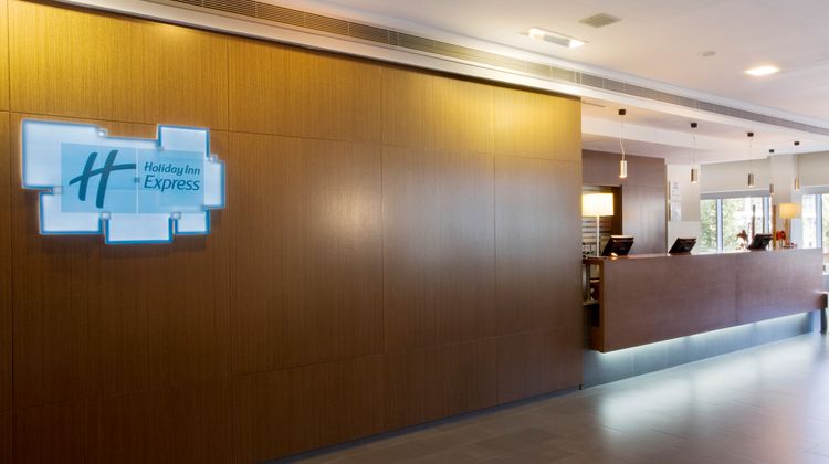 Holiday Inn Express Barcelona City Lobby