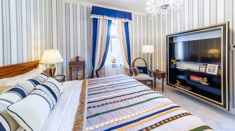 <b>Suter Palace Hotel Room</b>. Images powered by <a href="https://www.leonardoworldwide.com/" title="Leonardo Worldwide" target="_blank">Leonardo</a>.
