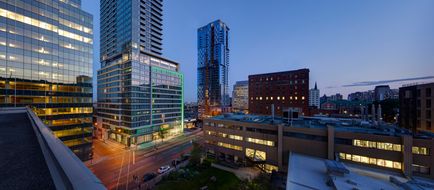 Holiday Inn Hotel/Stes Centre-ville West Exterior