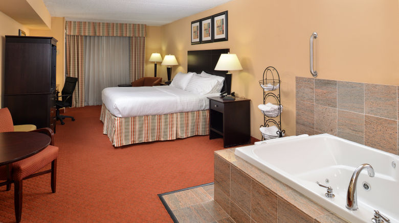 <b>Holiday Inn Martinsburg Suite</b>. Images powered by <a href="https://www.leonardoworldwide.com/" title="Leonardo Worldwide" target="_blank">Leonardo</a>.