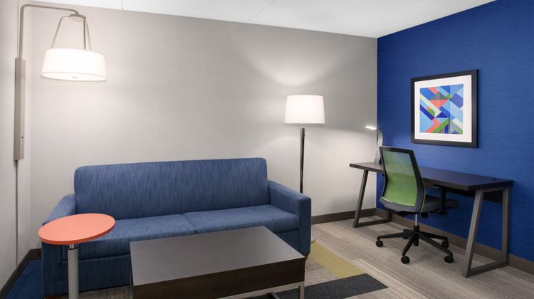 Holiday Inn Express Room