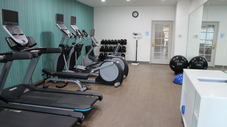 <b>Holiday Inn Express & Suites Tulare Health Club</b>. Images powered by <a href="https://www.leonardoworldwide.com/" title="Leonardo Worldwide" target="_blank">Leonardo</a>.