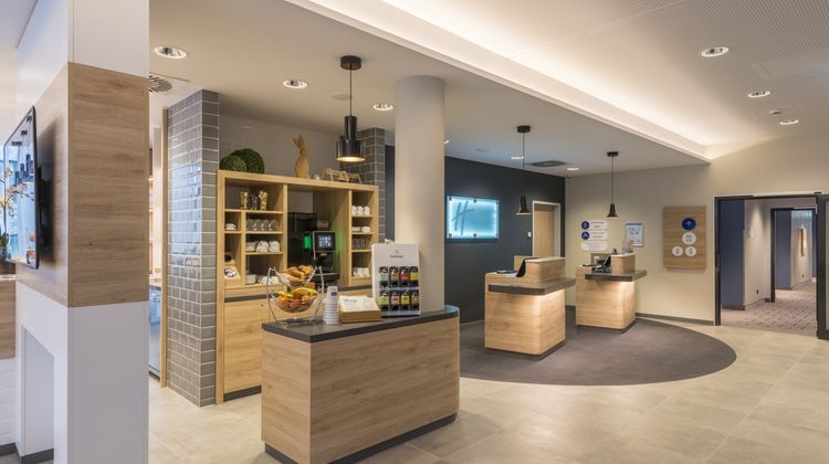 Holiday Inn Express Wuppertal-Hauptbahof Lobby