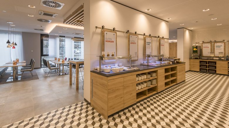 <b>Holiday Inn Express Wuppertal-Hauptbahof Restaurant</b>. Images powered by <a href="https://www.leonardoworldwide.com/" title="Leonardo Worldwide" target="_blank">Leonardo</a>.