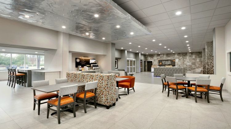 Holiday Inn Express Busch Gardens Area Restaurant