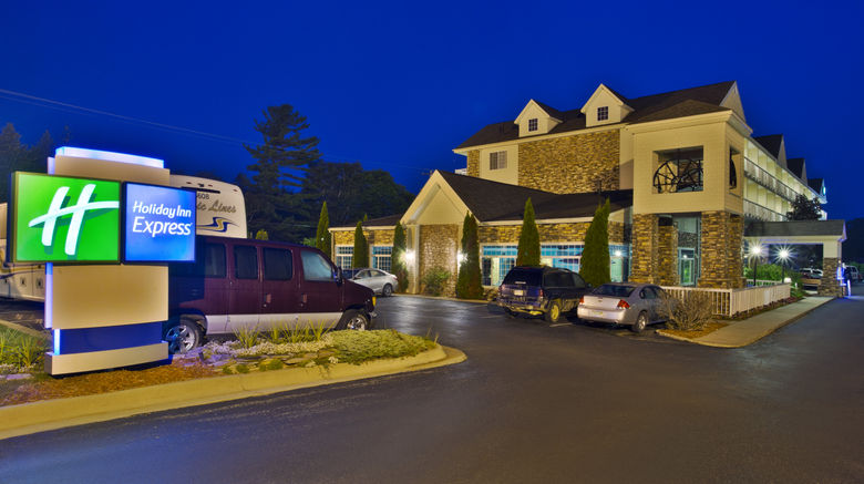 Holiday Inn Express Mackinaw City Exterior. Images powered by <a href="https://www.leonardoworldwide.com" target="_blank" rel="noopener">Leonardo</a>.