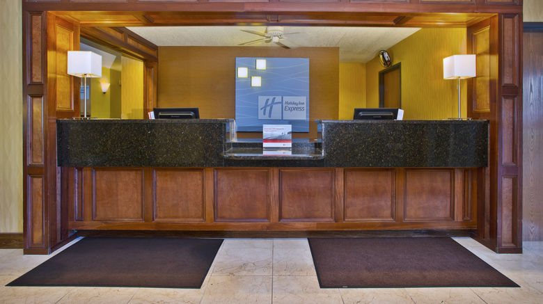 <b>Holiday Inn Express Mackinaw City Lobby</b>. Images powered by <a href="https://www.leonardoworldwide.com/" title="Leonardo Worldwide" target="_blank">Leonardo</a>.