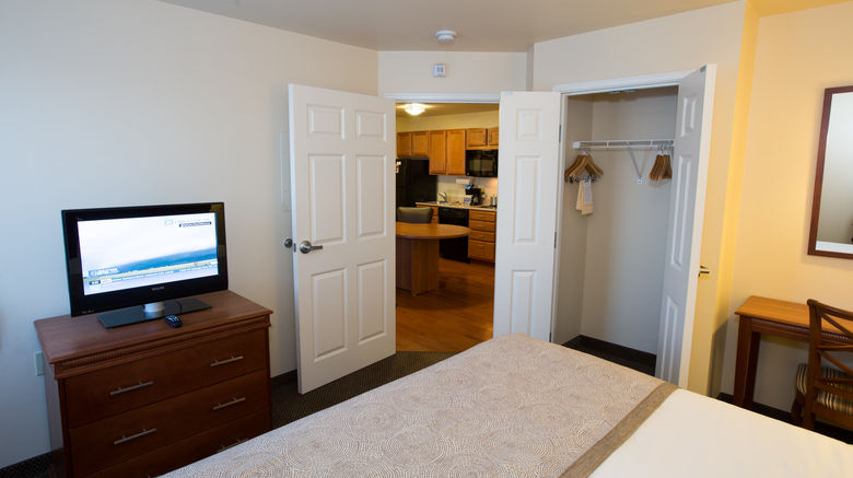 <b>Candlewood Suites Joplin Suite</b>. Images powered by <a href="https://www.leonardoworldwide.com/" title="Leonardo Worldwide" target="_blank">Leonardo</a>.