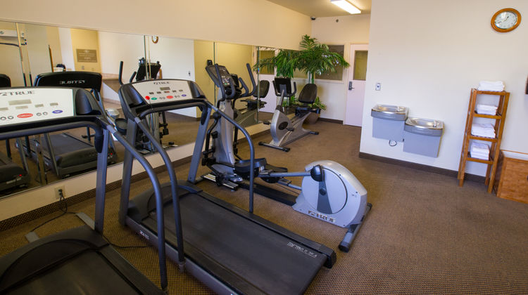 Candlewood Suites Joplin Health Club
