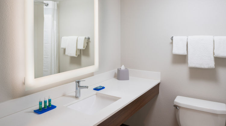 Holiday Inn Express Boca Raton-West Room
