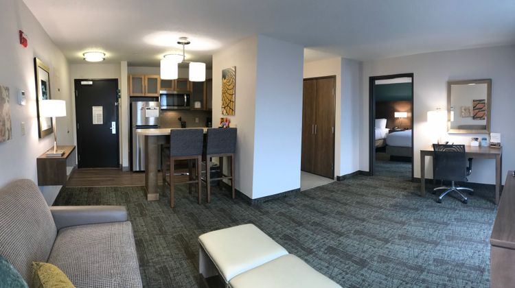 Staybridge Suites Room