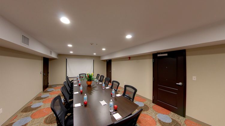 Staybridge Suites Ann Arbor-Research Pky Meeting