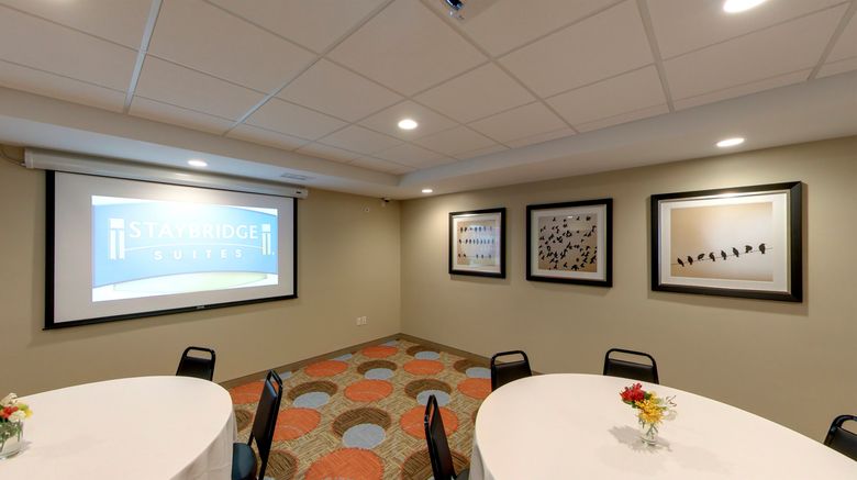 <b>Staybridge Suites Ann Arbor-Research Pky Meeting</b>. Images powered by <a href="https://www.leonardoworldwide.com/" title="Leonardo Worldwide" target="_blank">Leonardo</a>.
