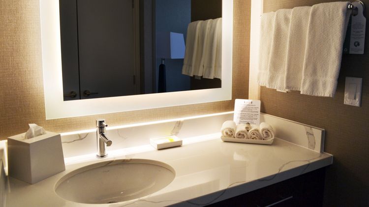 Staybridge Suites Red Deer North Room