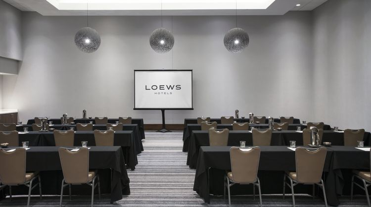 Loews Chicago O'Hare Hotel Meeting