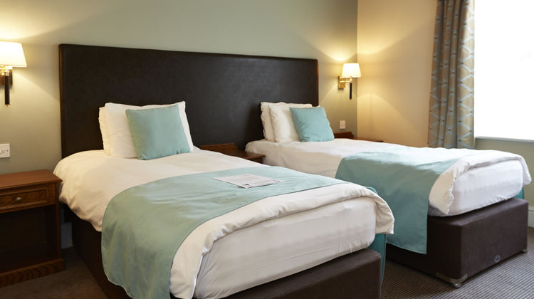 Red Lion Hotel Room