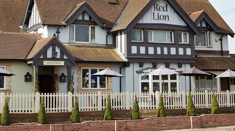 Red Lion Inn Todwick Exterior
