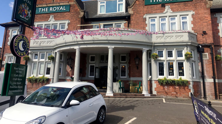 Royal Hotel Scunthorpe Exterior