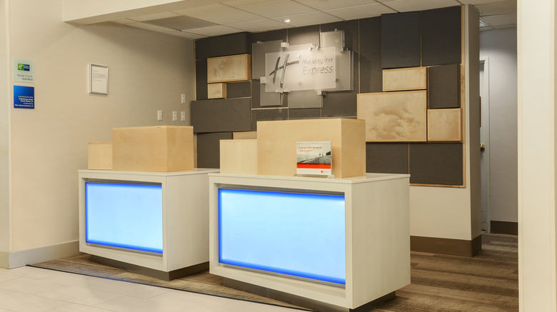 <b>Holiday Inn Express Las Vegas South Lobby</b>. Images powered by <a href="https://www.leonardoworldwide.com/" title="Leonardo Worldwide" target="_blank">Leonardo</a>.