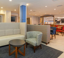 Holiday Inn Express Las Vegas South Lobby
