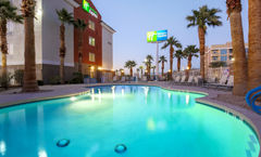Holiday Inn Express Las Vegas South