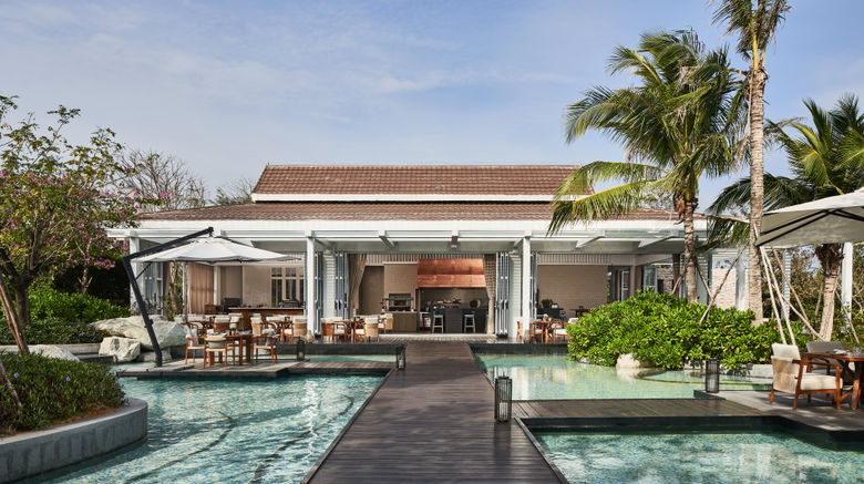 <b>Rosewood Sanya Restaurant</b>. Images powered by <a href=https://www.travelagewest.com/Hotels/Sanya-China/