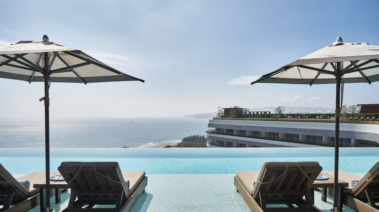 <b>Rosewood Sanya Pool</b>. Images powered by <a href=https://www.travelagewest.com/Hotels/Sanya-China/