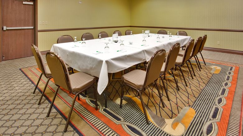 <b>Holiday Inn and Suites Bakersfield North Meeting</b>. Images powered by <a href="https://www.leonardoworldwide.com/" title="Leonardo Worldwide" target="_blank">Leonardo</a>.