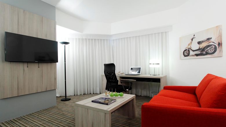 <b>Crowne Plaza Lima Hotel Suite</b>. Images powered by <a href="https://www.leonardoworldwide.com/" title="Leonardo Worldwide" target="_blank">Leonardo</a>.