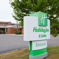 Holiday Inn Hotel & Suites St Cloud